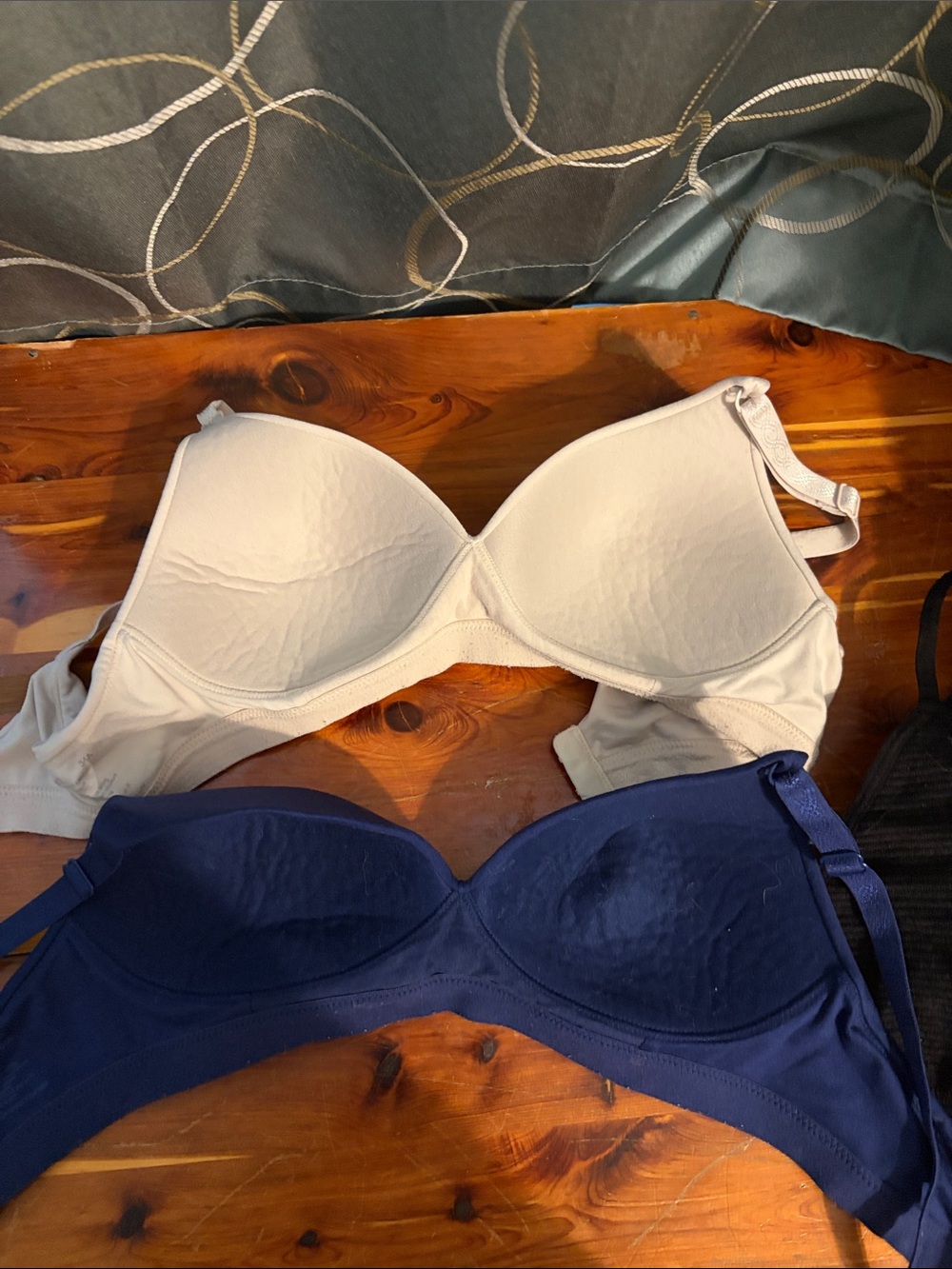 Women’s Seamless Everyday Bras - Black, Cream & Navy - Picture 4 of 4